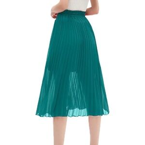 Green Midi A-Line Pleated Skirt